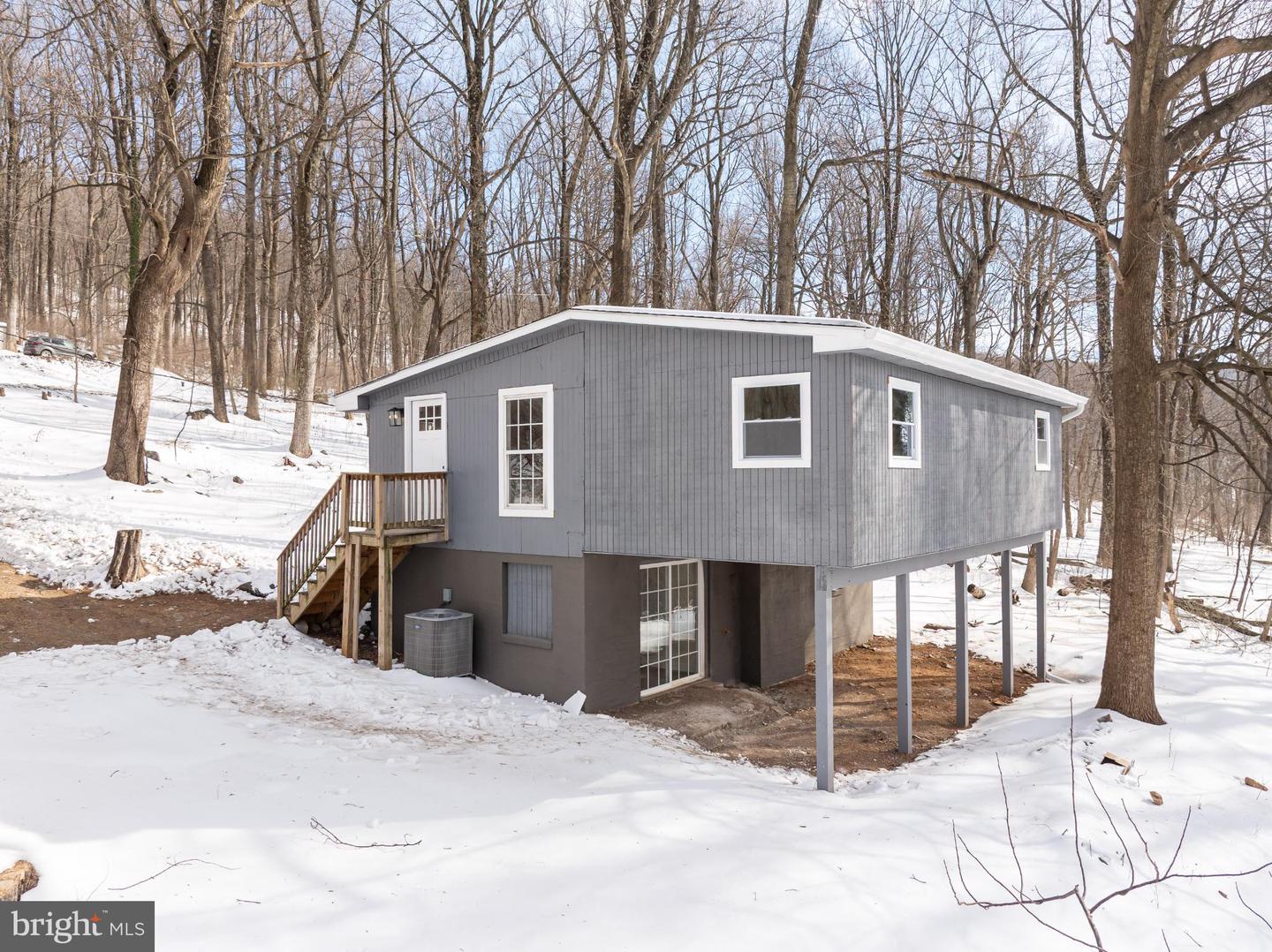 136 GAYLES LN, FRONT ROYAL, Virginia 22630, 2 Bedrooms Bedrooms, 4 Rooms Rooms,2 BathroomsBathrooms,Residential,For sale,136 GAYLES LN,VAWR2013352 MLS # VAWR2013352