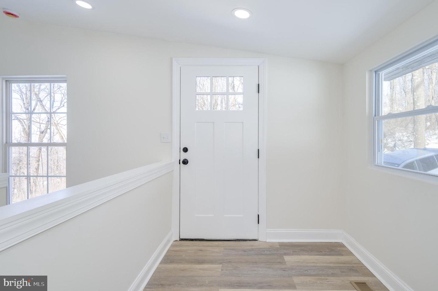 136 GAYLES LN, FRONT ROYAL, Virginia 22630, 2 Bedrooms Bedrooms, 4 Rooms Rooms,2 BathroomsBathrooms,Residential,For sale,136 GAYLES LN,VAWR2013352 MLS # VAWR2013352