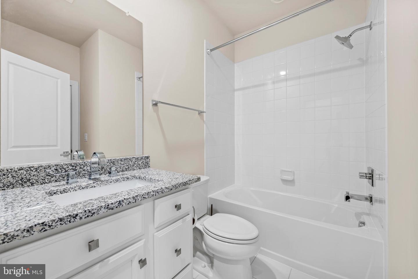 13039 HATTONTOWN SQ, HERNDON, Virginia 20171, 4 Bedrooms Bedrooms, ,4 BathroomsBathrooms,Residential,For sale,13039 HATTONTOWN SQ,VAFX2290160 MLS # VAFX2290160