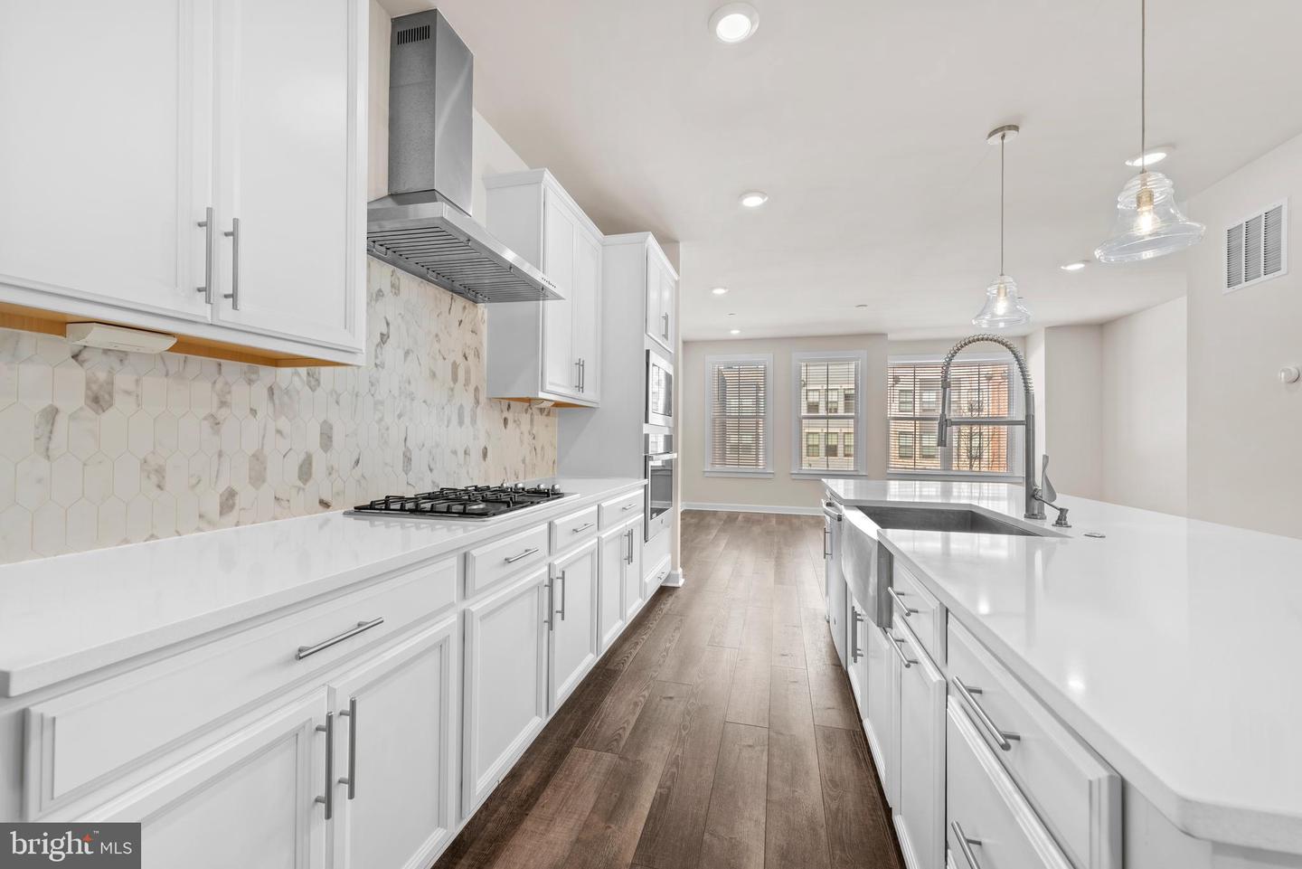 13039 HATTONTOWN SQ, HERNDON, Virginia 20171, 4 Bedrooms Bedrooms, ,4 BathroomsBathrooms,Residential,For sale,13039 HATTONTOWN SQ,VAFX2290160 MLS # VAFX2290160