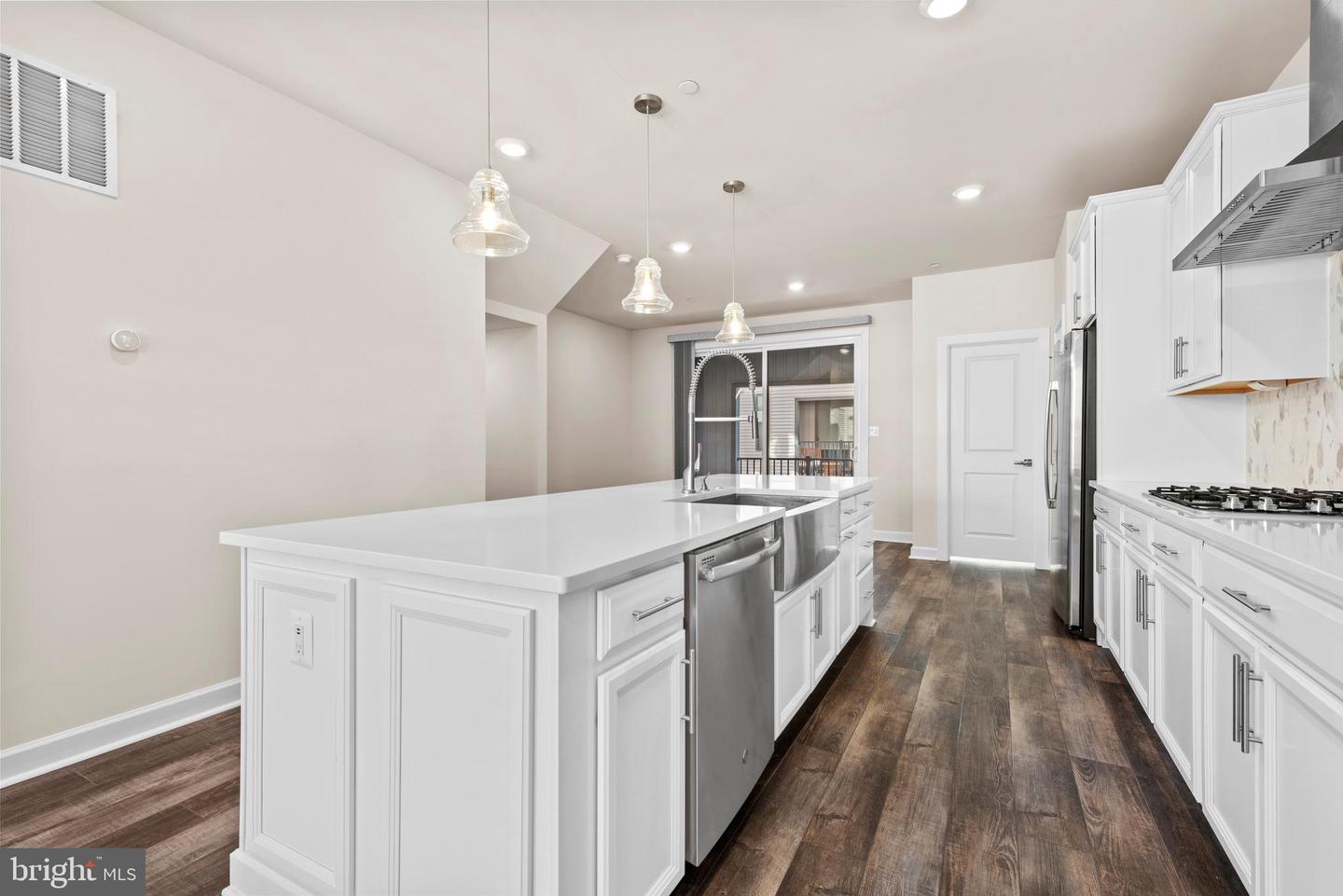 13039 HATTONTOWN SQ, HERNDON, Virginia 20171, 4 Bedrooms Bedrooms, ,4 BathroomsBathrooms,Residential,For sale,13039 HATTONTOWN SQ,VAFX2290160 MLS # VAFX2290160