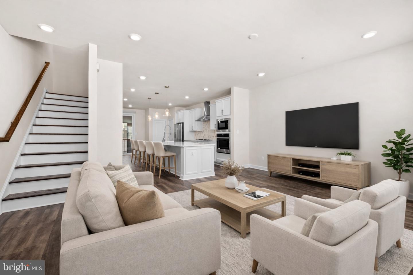 13039 HATTONTOWN SQ, HERNDON, Virginia 20171, 4 Bedrooms Bedrooms, ,4 BathroomsBathrooms,Residential,For sale,13039 HATTONTOWN SQ,VAFX2290160 MLS # VAFX2290160