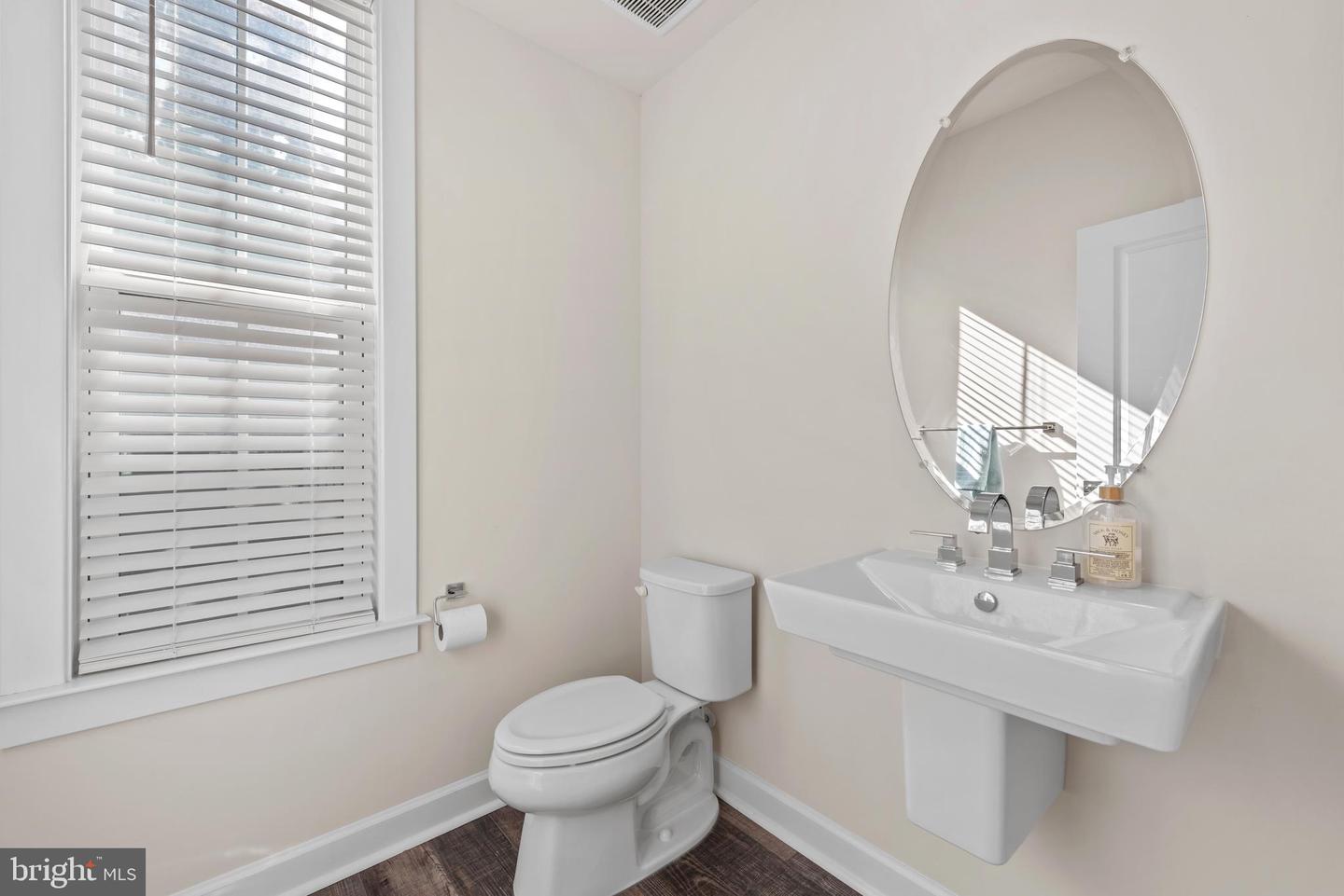 13039 HATTONTOWN SQ, HERNDON, Virginia 20171, 4 Bedrooms Bedrooms, ,4 BathroomsBathrooms,Residential,For sale,13039 HATTONTOWN SQ,VAFX2290160 MLS # VAFX2290160