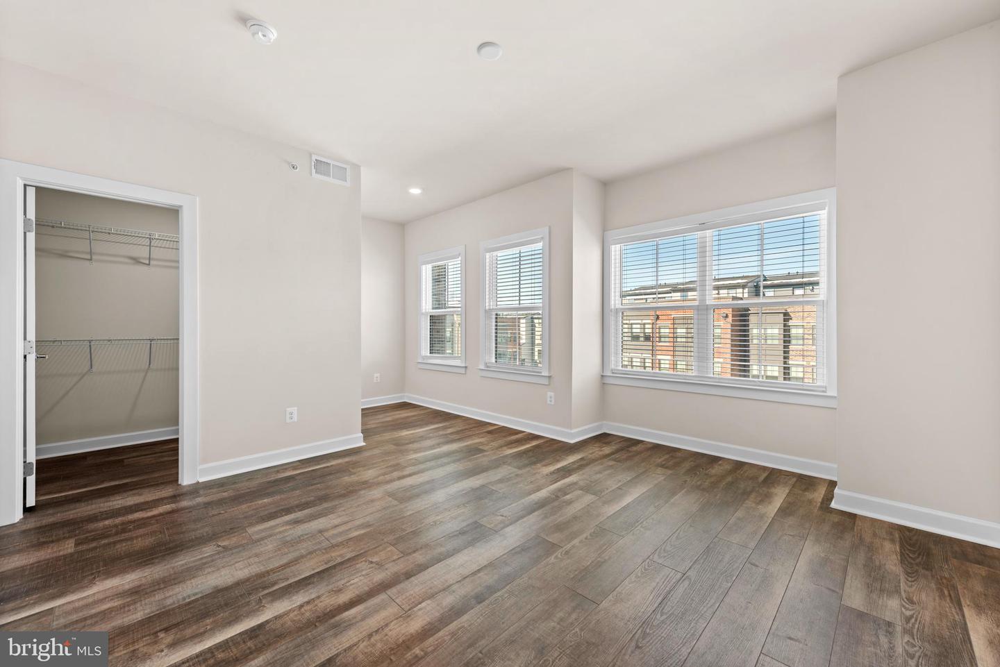 13039 HATTONTOWN SQ, HERNDON, Virginia 20171, 4 Bedrooms Bedrooms, ,4 BathroomsBathrooms,Residential,For sale,13039 HATTONTOWN SQ,VAFX2290160 MLS # VAFX2290160