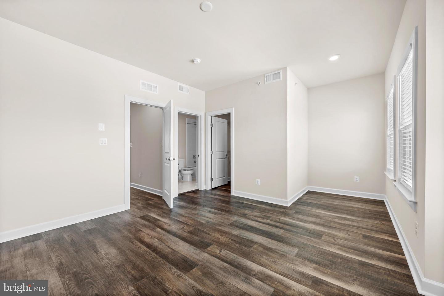 13039 HATTONTOWN SQ, HERNDON, Virginia 20171, 4 Bedrooms Bedrooms, ,4 BathroomsBathrooms,Residential,For sale,13039 HATTONTOWN SQ,VAFX2290160 MLS # VAFX2290160