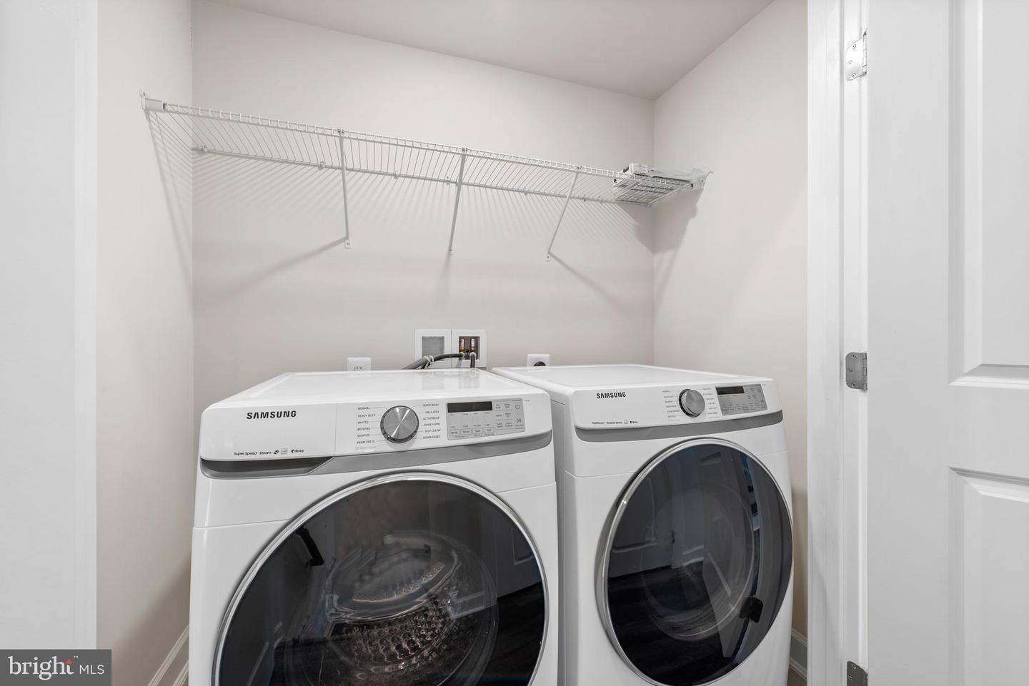 13039 HATTONTOWN SQ, HERNDON, Virginia 20171, 4 Bedrooms Bedrooms, ,4 BathroomsBathrooms,Residential,For sale,13039 HATTONTOWN SQ,VAFX2290160 MLS # VAFX2290160