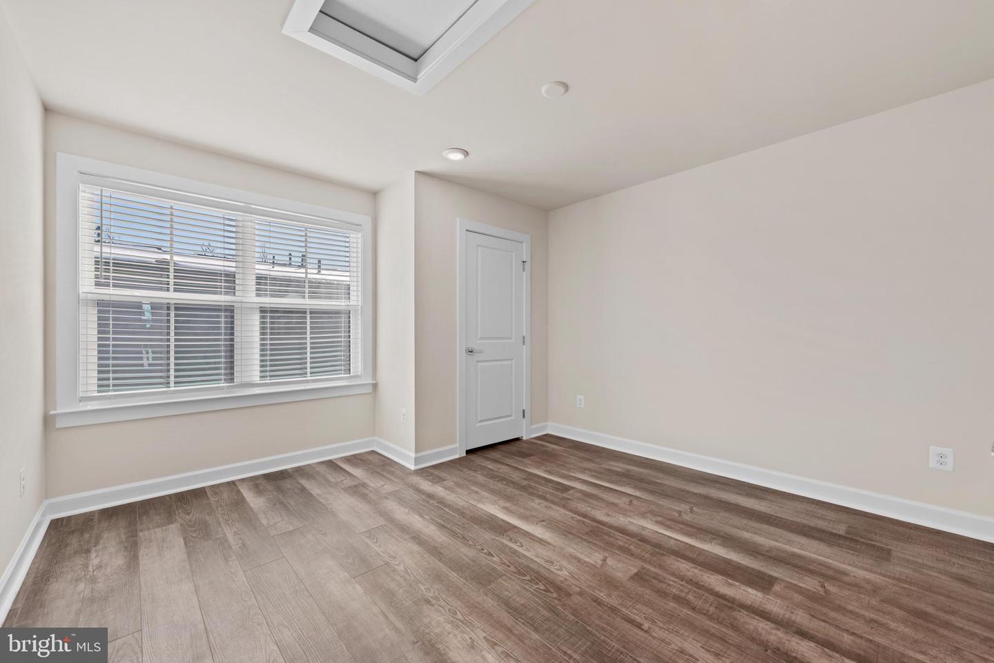 13039 HATTONTOWN SQ, HERNDON, Virginia 20171, 4 Bedrooms Bedrooms, ,4 BathroomsBathrooms,Residential,For sale,13039 HATTONTOWN SQ,VAFX2290160 MLS # VAFX2290160