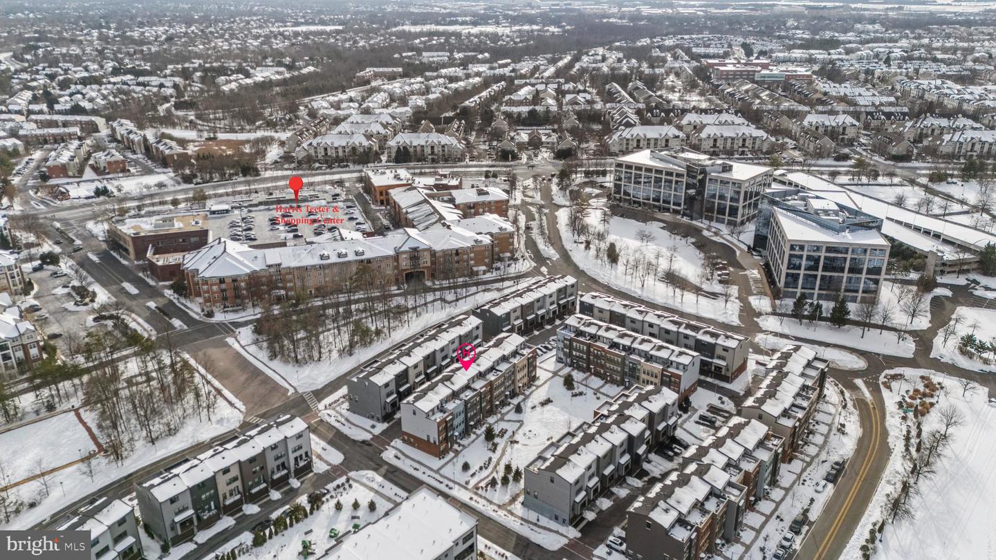 13039 HATTONTOWN SQ, HERNDON, Virginia 20171, 4 Bedrooms Bedrooms, ,4 BathroomsBathrooms,Residential,For sale,13039 HATTONTOWN SQ,VAFX2290160 MLS # VAFX2290160