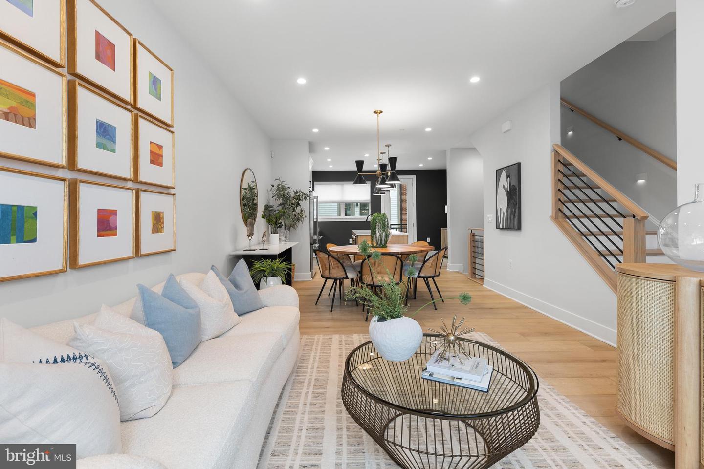 729 PARK AVE, FALLS CHURCH, Virginia 22046, 3 Bedrooms Bedrooms, ,3 BathroomsBathrooms,Residential,For sale,729 PARK AVE,VAFA2003570 MLS # VAFA2003570