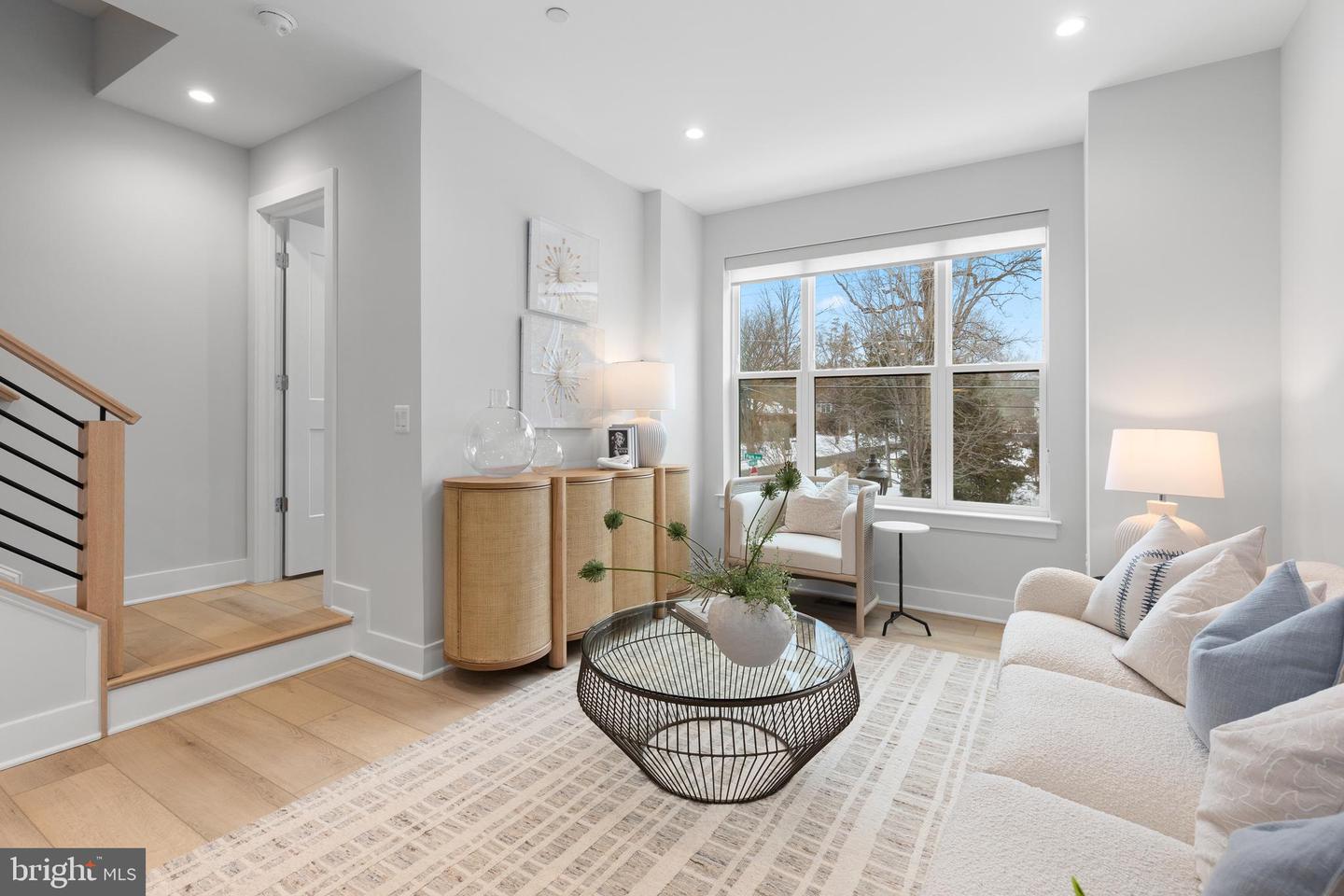 729 PARK AVE, FALLS CHURCH, Virginia 22046, 3 Bedrooms Bedrooms, ,3 BathroomsBathrooms,Residential,For sale,729 PARK AVE,VAFA2003570 MLS # VAFA2003570