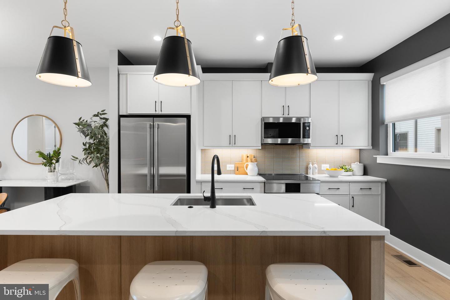 729 PARK AVE, FALLS CHURCH, Virginia 22046, 3 Bedrooms Bedrooms, ,3 BathroomsBathrooms,Residential,For sale,729 PARK AVE,VAFA2003570 MLS # VAFA2003570