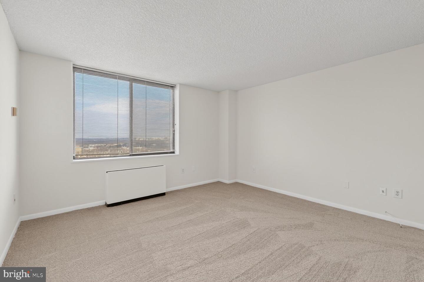 3701 S GEORGE MASON DR #2407N, FALLS CHURCH, Virginia 22041, 2 Bedrooms Bedrooms, ,1 BathroomBathrooms,Residential,For sale,3701 S GEORGE MASON DR #2407N,VAFX2290178 MLS # VAFX2290178