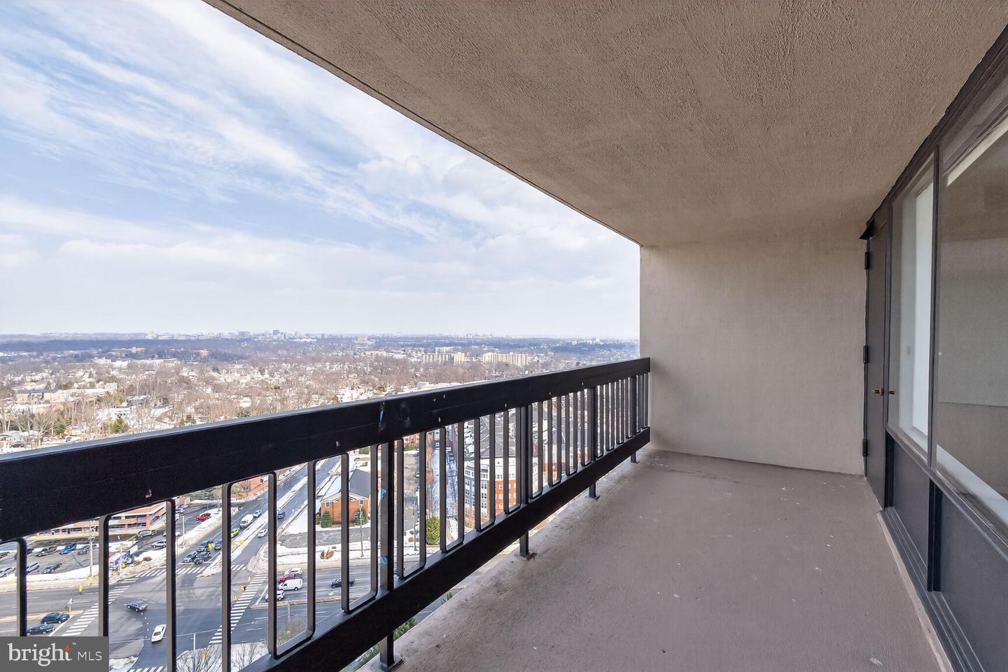 3701 S GEORGE MASON DR #2407N, FALLS CHURCH, Virginia 22041, 2 Bedrooms Bedrooms, ,1 BathroomBathrooms,Residential,For sale,3701 S GEORGE MASON DR #2407N,VAFX2290178 MLS # VAFX2290178