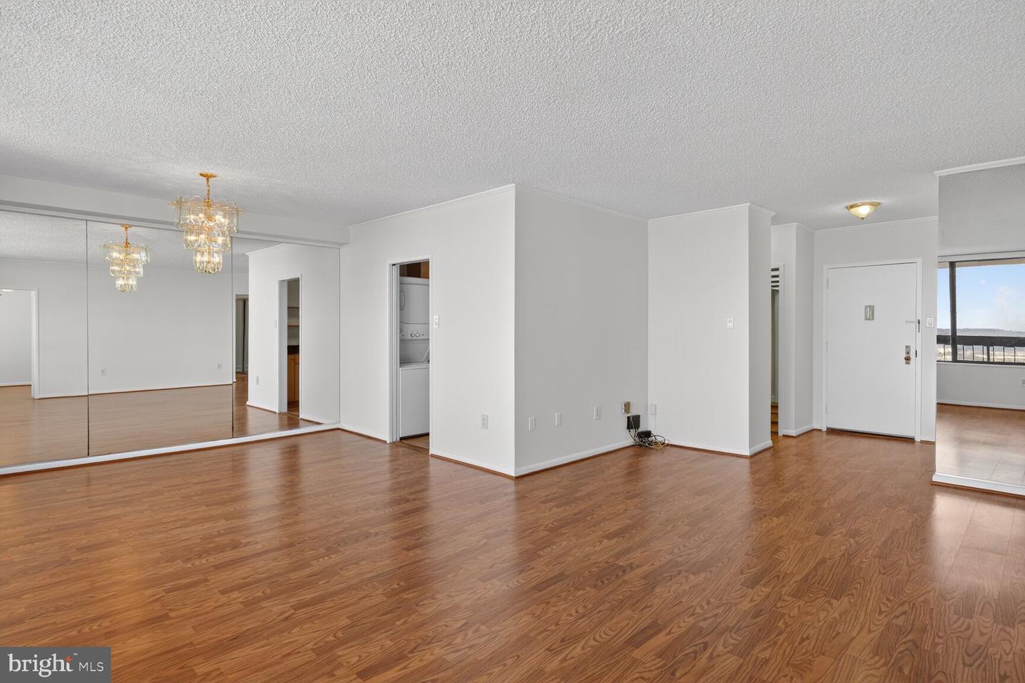 3701 S GEORGE MASON DR #2407N, FALLS CHURCH, Virginia 22041, 2 Bedrooms Bedrooms, ,1 BathroomBathrooms,Residential,For sale,3701 S GEORGE MASON DR #2407N,VAFX2290178 MLS # VAFX2290178