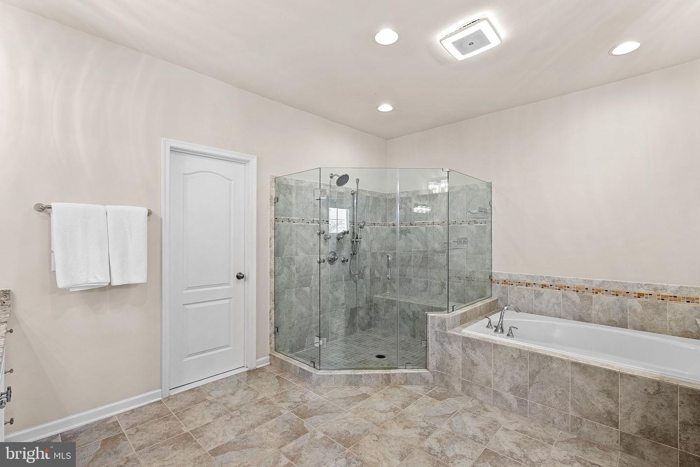 24944 SAWYER MILLS CT, ALDIE, Virginia 20105, 5 Bedrooms Bedrooms, ,4 BathroomsBathrooms,Residential,For sale,24944 SAWYER MILLS CT,VALO2115634 MLS # VALO2115634