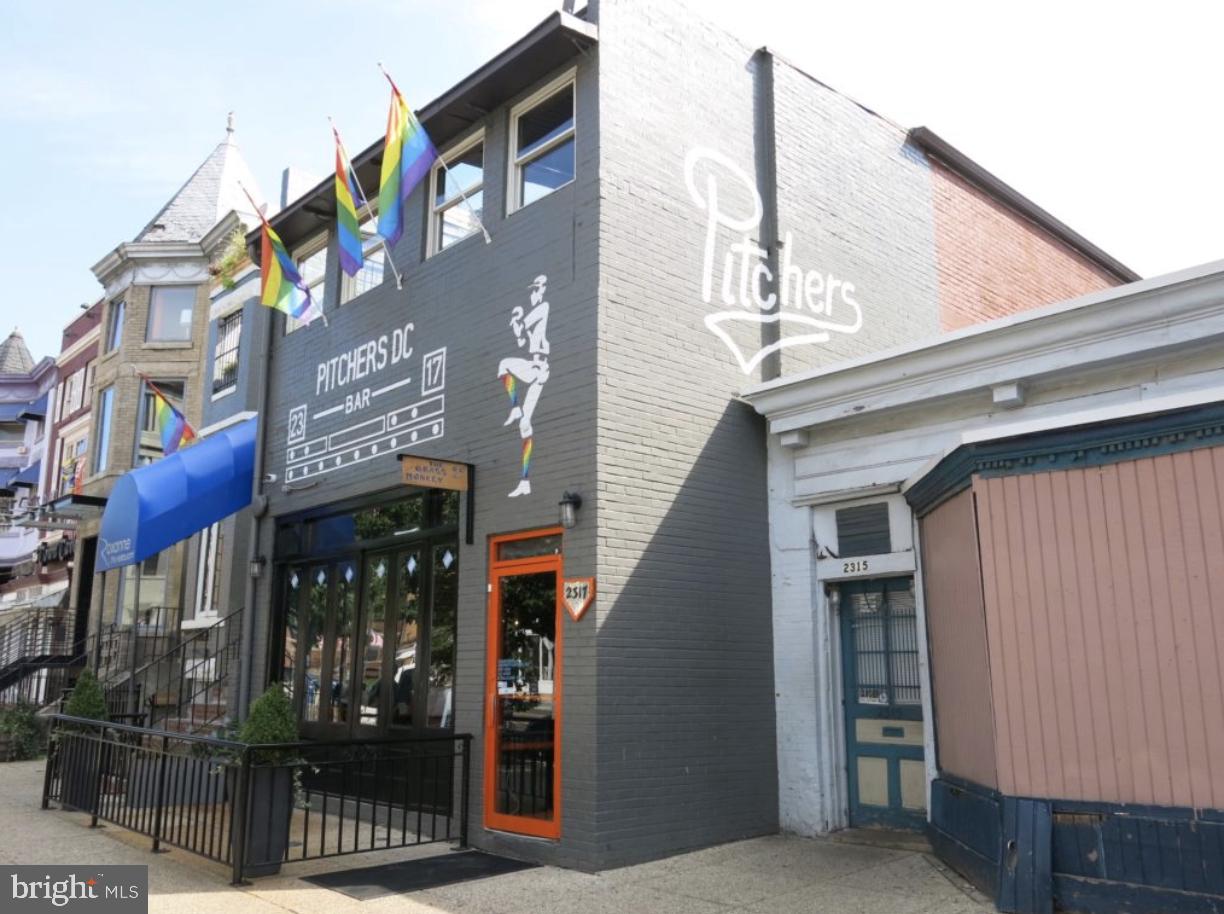 2509 17TH ST NW #1, WASHINGTON, District Of Columbia 20009, 2 Bedrooms Bedrooms, ,1 BathroomBathrooms,Residential,For sale,2509 17TH ST NW #1,DCDC2245502 MLS # DCDC2245502