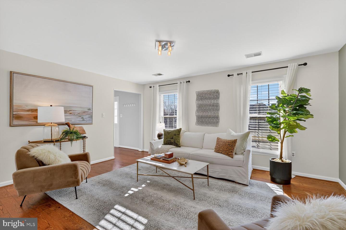 2607 WASHINGTON BLVD, ARLINGTON, Virginia 22201, 3 Bedrooms Bedrooms, ,2 BathroomsBathrooms,Residential,For sale,2607 WASHINGTON BLVD,VAAR2068708 MLS # VAAR2068708