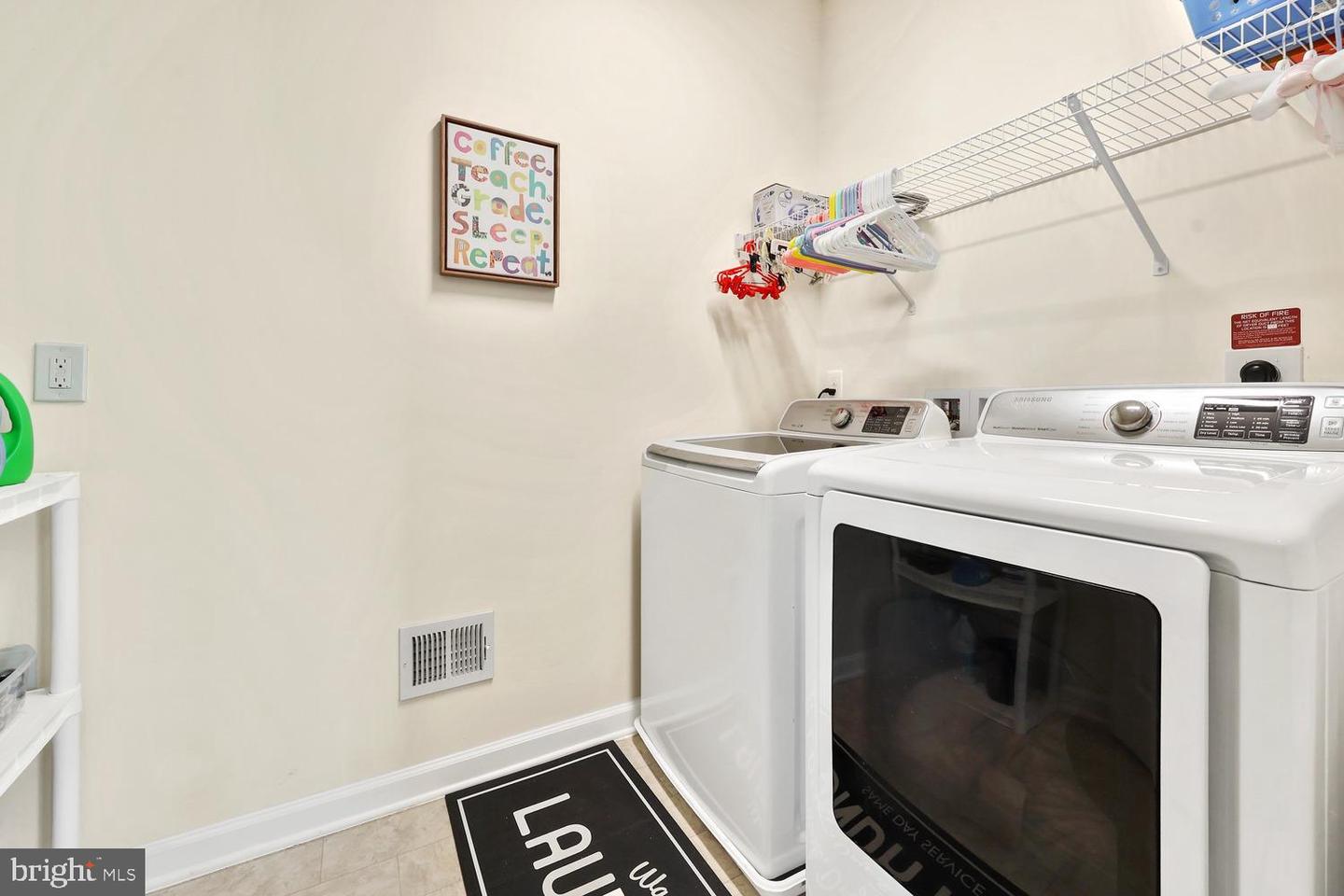 5934 AVERY POINT DR, FREDERICKSBURG, Virginia 22406, 2 Bedrooms Bedrooms, ,2 BathroomsBathrooms,Residential,For sale,5934 AVERY POINT DR,VAST2045954 MLS # VAST2045954