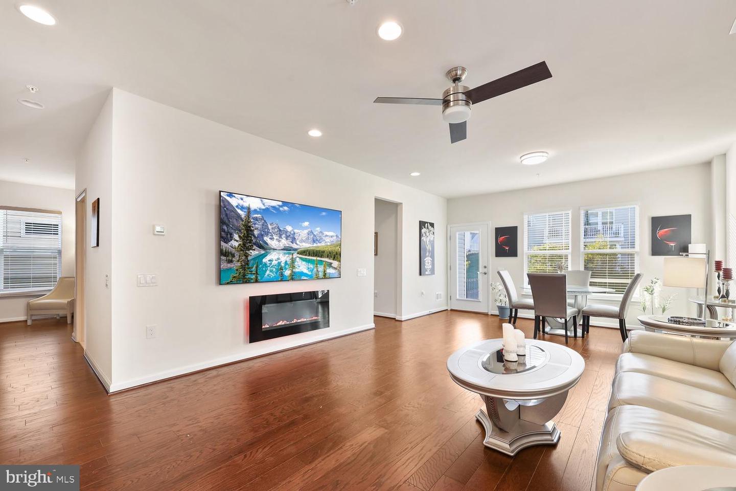 5934 AVERY POINT DR, FREDERICKSBURG, Virginia 22406, 2 Bedrooms Bedrooms, ,2 BathroomsBathrooms,Residential,For sale,5934 AVERY POINT DR,VAST2045954 MLS # VAST2045954