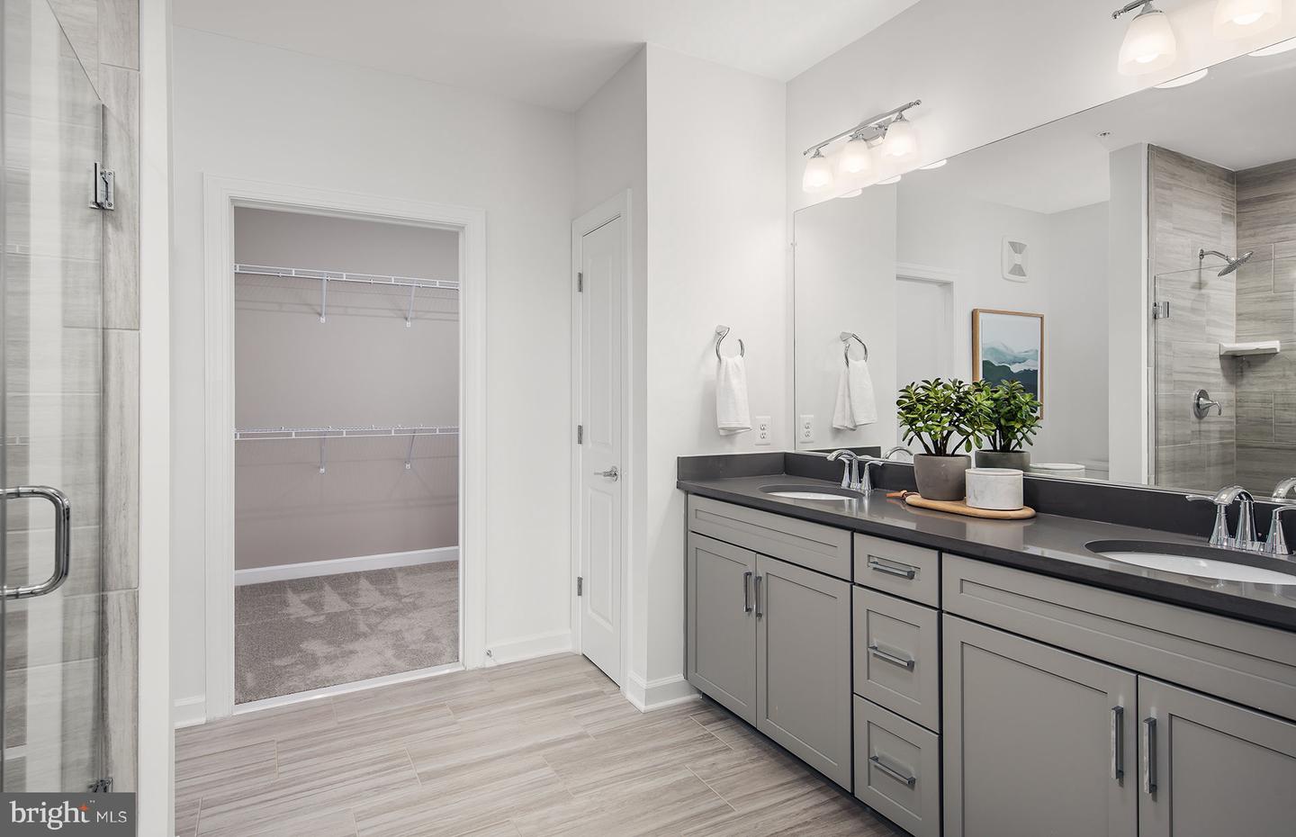 5800 MOONSTONE WAY #1, HAYMARKET, Virginia 20169, 2 Bedrooms Bedrooms, ,2 BathroomsBathrooms,Residential,For sale,5800 MOONSTONE WAY #1,VAPW2112224 MLS # VAPW2112224