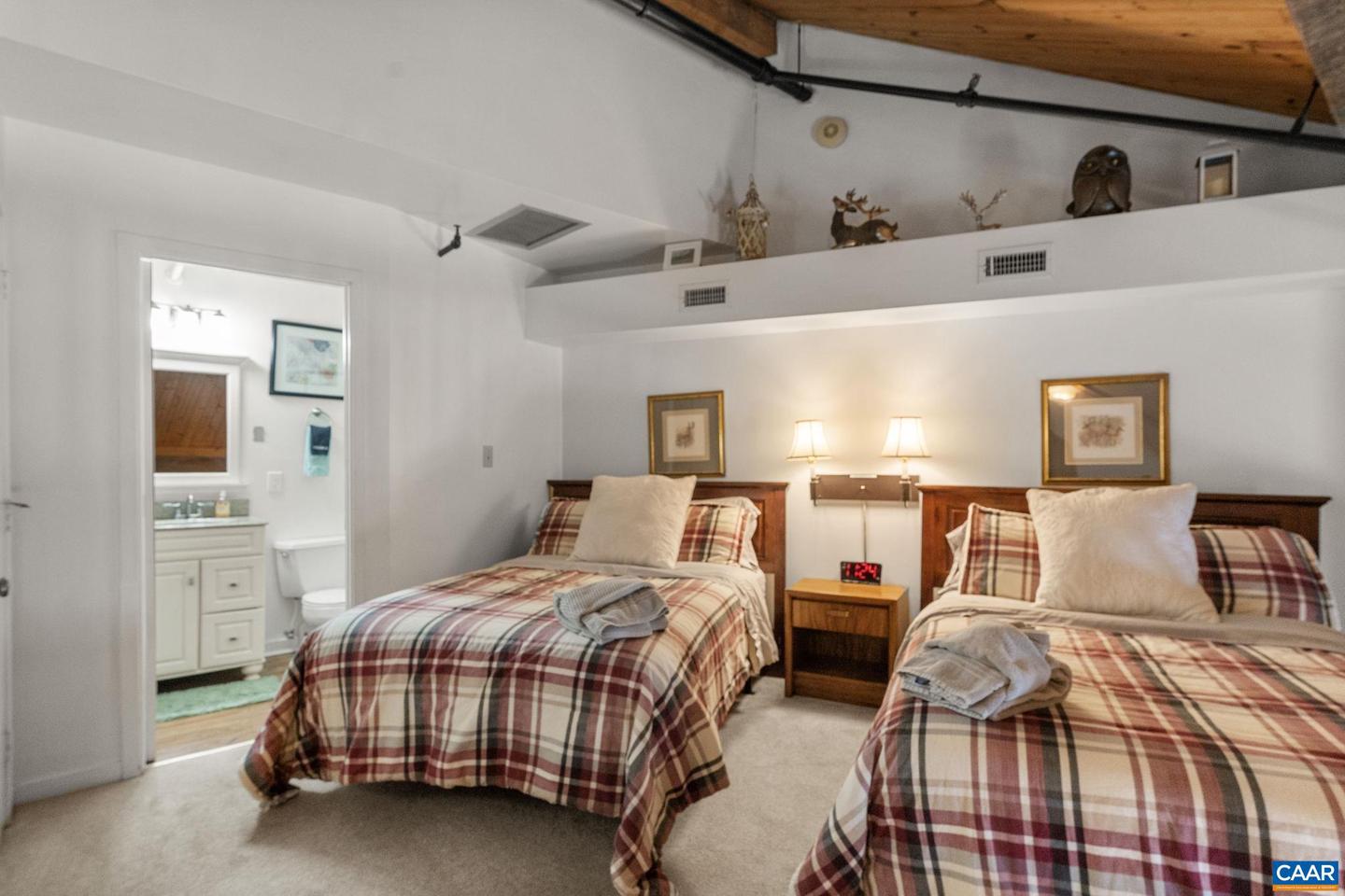 167 MOUNTAIN INN CONDOS, WINTERGREEN RESORT, Virginia 22967, 1 Bedroom Bedrooms, ,1 BathroomBathrooms,Residential,For sale,167 MOUNTAIN INN CONDOS,673190 MLS # 673190 167 MOUNTAIN INN CONDOS, WINTERGREEN RESORT, Virginia 22967, 1 Bedroom Bedrooms, ,1 BathroomBathrooms,Residential,For sale,167 MOUNTAIN INN CONDOS,673190 MLS # 673190