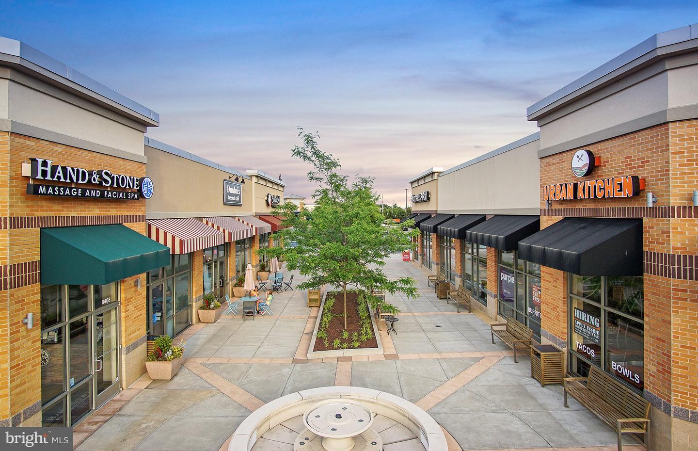 5800 MOONSTONE WAY #7, HAYMARKET, Virginia 20169, 2 Bedrooms Bedrooms, ,2 BathroomsBathrooms,Residential,For sale,5800 MOONSTONE WAY #7,VAPW2112238 MLS # VAPW2112238