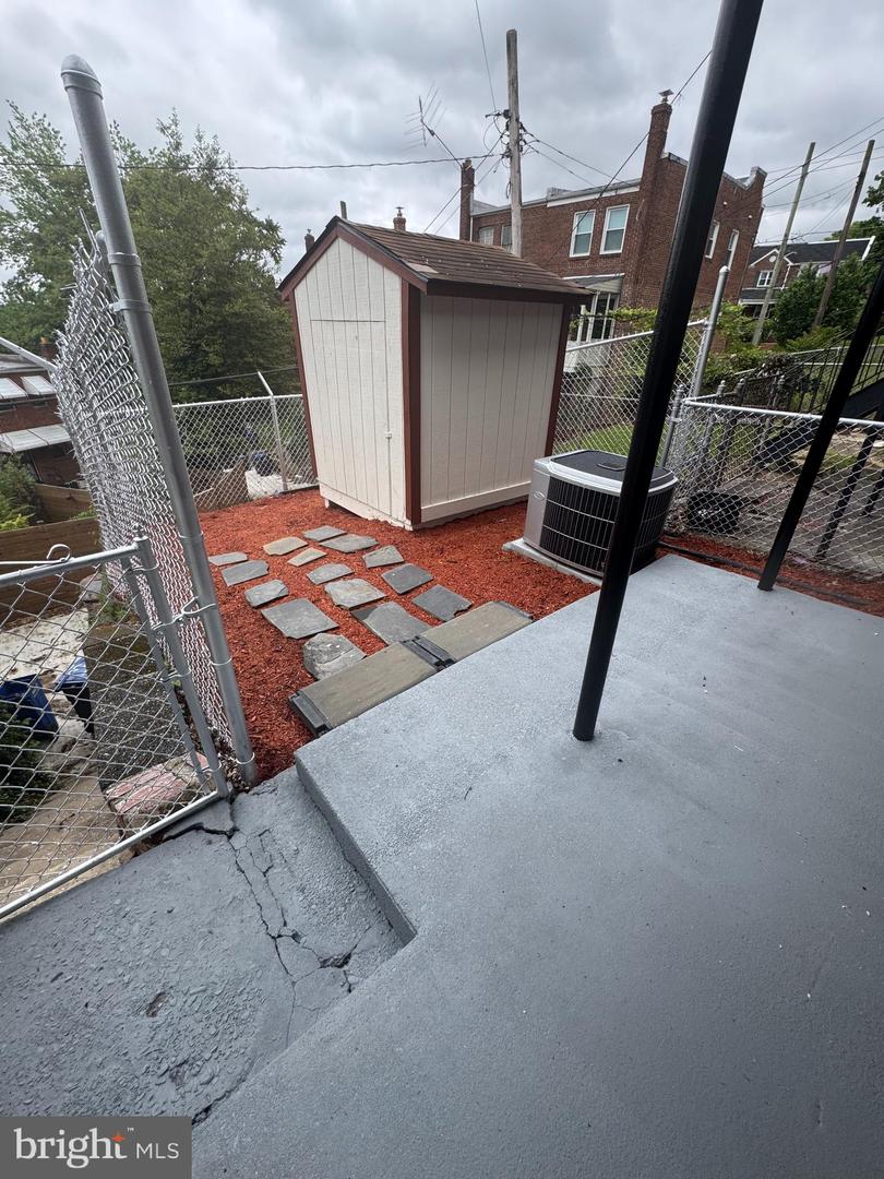 1636 FORT DAVIS PL SE, WASHINGTON, District Of Columbia 20020, 4 Bedrooms Bedrooms, ,2 BathroomsBathrooms,Residential,For sale,1636 FORT DAVIS PL SE,DCDC2191606 MLS # DCDC2191606