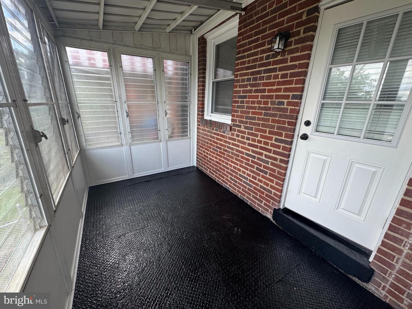 1636 FORT DAVIS PL SE, WASHINGTON, District Of Columbia 20020, 4 Bedrooms Bedrooms, ,2 BathroomsBathrooms,Residential,For sale,1636 FORT DAVIS PL SE,DCDC2191606 MLS # DCDC2191606