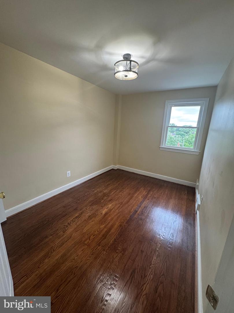 1636 FORT DAVIS PL SE, WASHINGTON, District Of Columbia 20020, 4 Bedrooms Bedrooms, ,2 BathroomsBathrooms,Residential,For sale,1636 FORT DAVIS PL SE,DCDC2191606 MLS # DCDC2191606