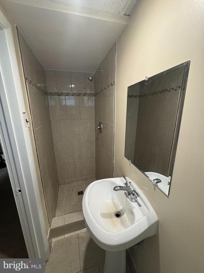 1636 FORT DAVIS PL SE, WASHINGTON, District Of Columbia 20020, 4 Bedrooms Bedrooms, ,2 BathroomsBathrooms,Residential,For sale,1636 FORT DAVIS PL SE,DCDC2191606 MLS # DCDC2191606