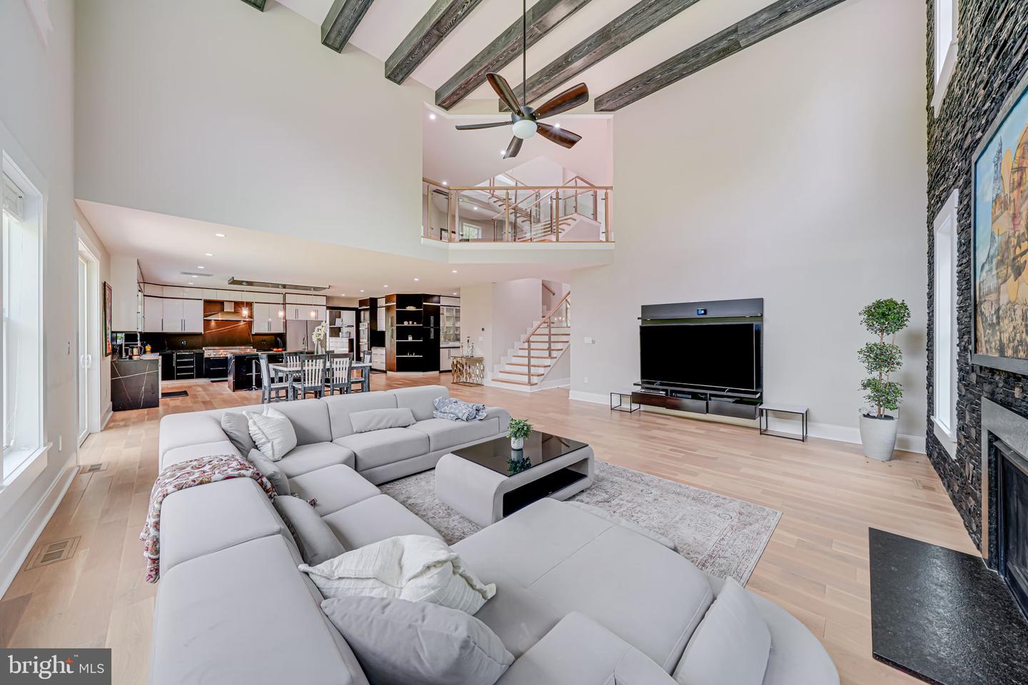 9908 BLAKE LN, OAKTON, Virginia 22124, 7 Bedrooms Bedrooms, ,7 BathroomsBathrooms,Residential,For sale,9908 BLAKE LN,VAFX2249120 MLS # VAFX2249120