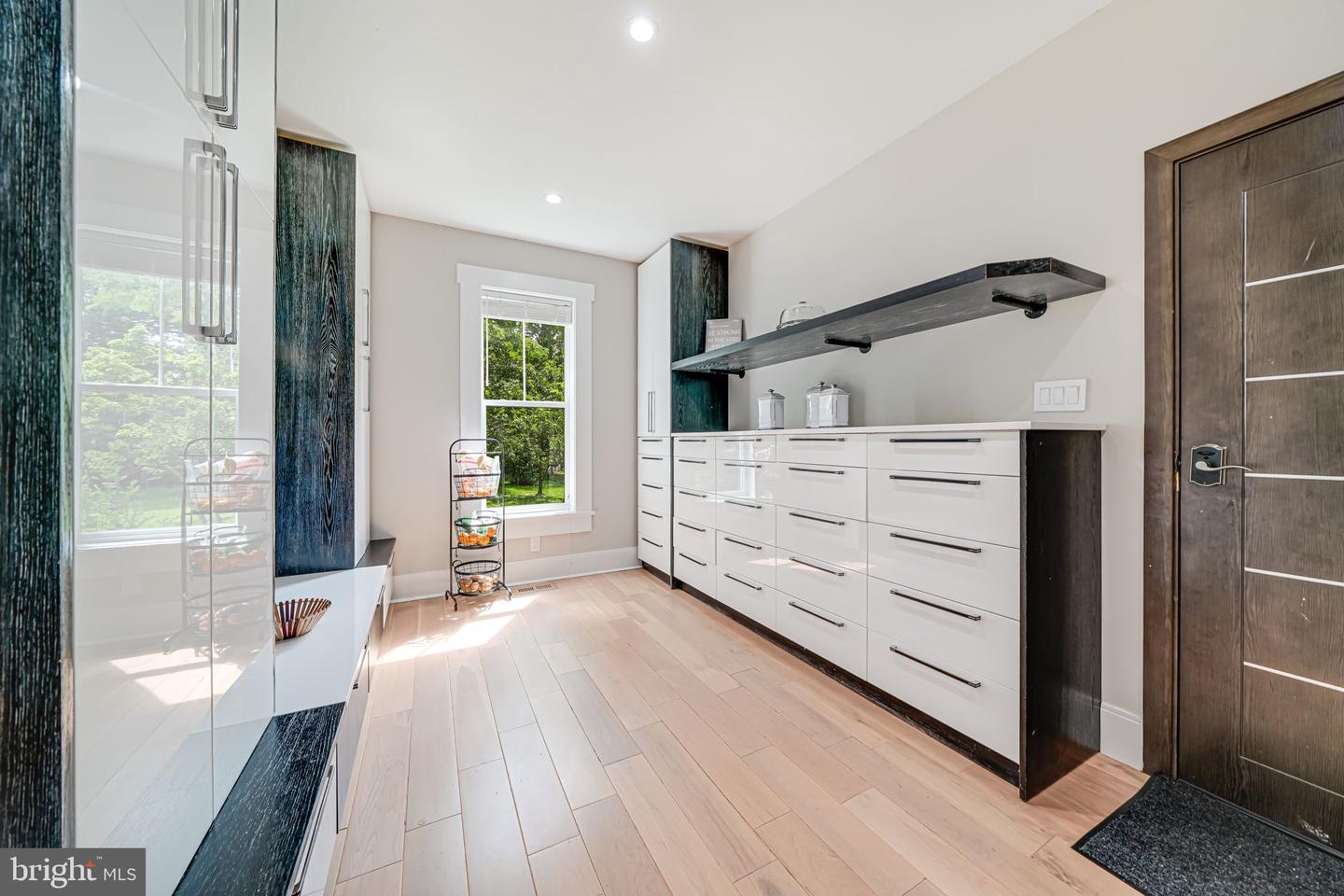 9908 BLAKE LN, OAKTON, Virginia 22124, 7 Bedrooms Bedrooms, ,7 BathroomsBathrooms,Residential,For sale,9908 BLAKE LN,VAFX2249120 MLS # VAFX2249120