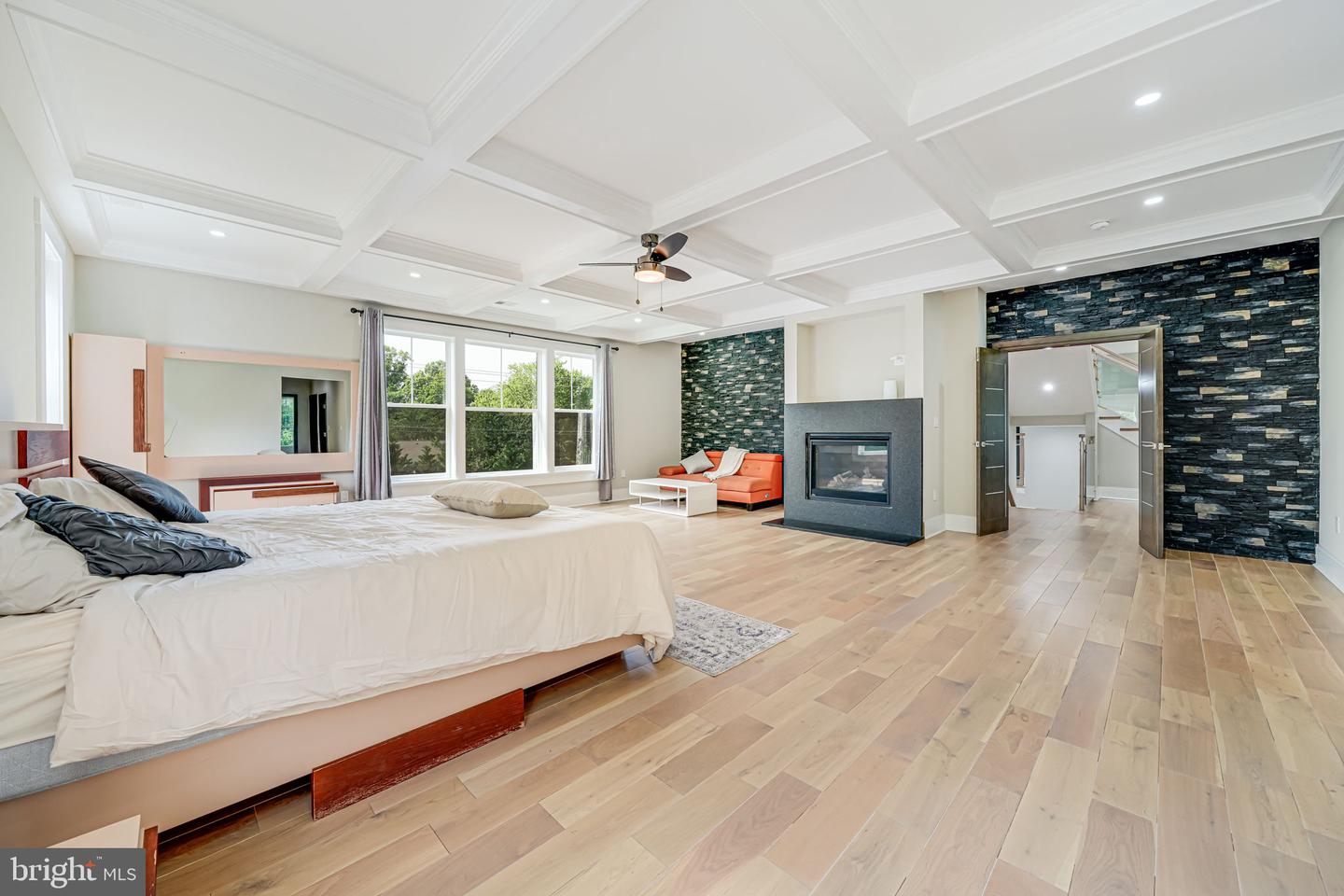 9908 BLAKE LN, OAKTON, Virginia 22124, 7 Bedrooms Bedrooms, ,7 BathroomsBathrooms,Residential,For sale,9908 BLAKE LN,VAFX2249120 MLS # VAFX2249120