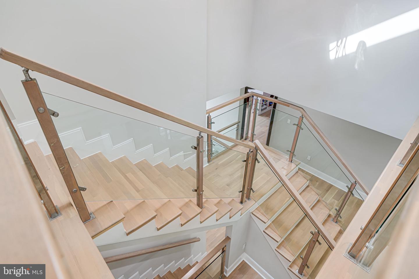 9908 BLAKE LN, OAKTON, Virginia 22124, 7 Bedrooms Bedrooms, ,7 BathroomsBathrooms,Residential,For sale,9908 BLAKE LN,VAFX2249120 MLS # VAFX2249120