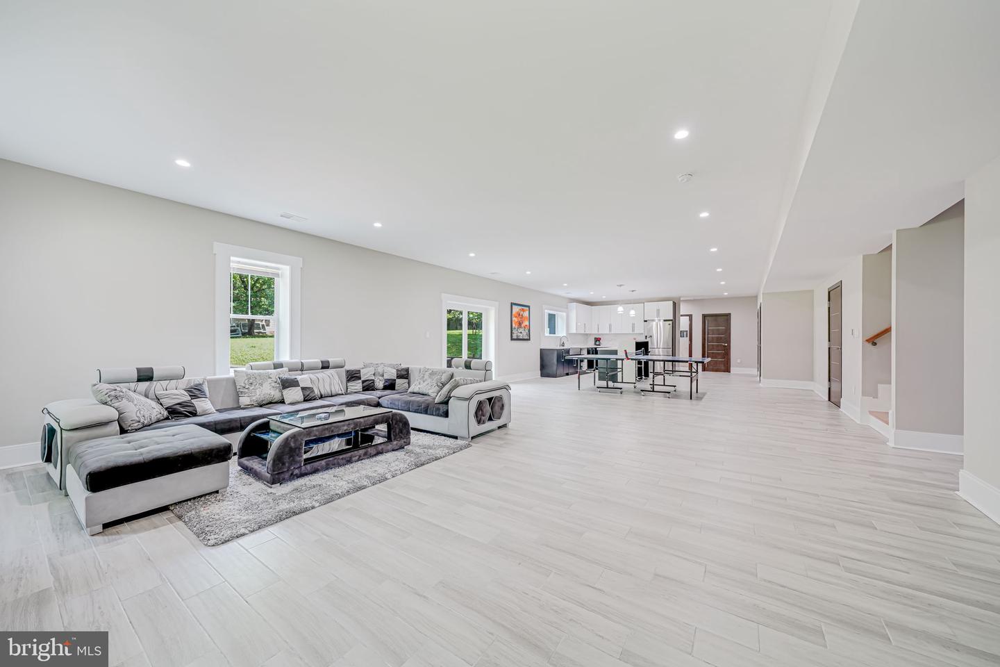 9908 BLAKE LN, OAKTON, Virginia 22124, 7 Bedrooms Bedrooms, ,7 BathroomsBathrooms,Residential,For sale,9908 BLAKE LN,VAFX2249120 MLS # VAFX2249120