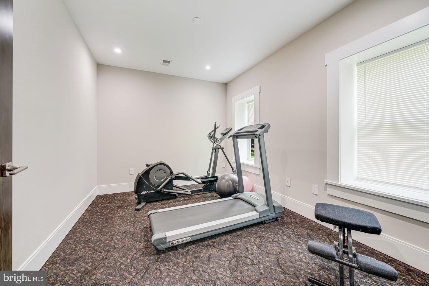 9908 BLAKE LN, OAKTON, Virginia 22124, 7 Bedrooms Bedrooms, ,7 BathroomsBathrooms,Residential,For sale,9908 BLAKE LN,VAFX2249120 MLS # VAFX2249120