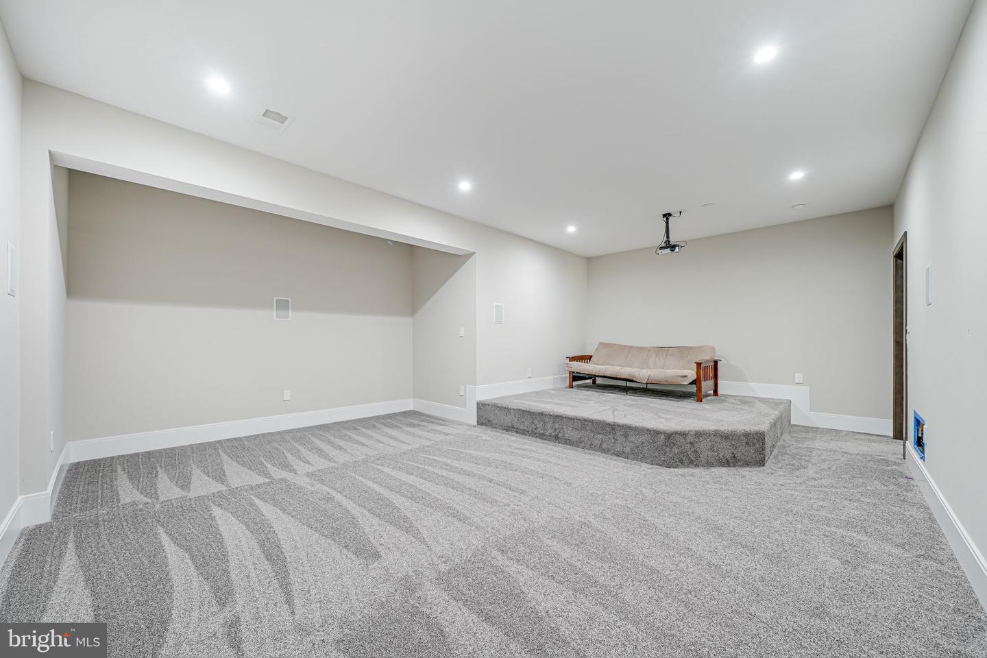 9908 BLAKE LN, OAKTON, Virginia 22124, 7 Bedrooms Bedrooms, ,7 BathroomsBathrooms,Residential,For sale,9908 BLAKE LN,VAFX2249120 MLS # VAFX2249120