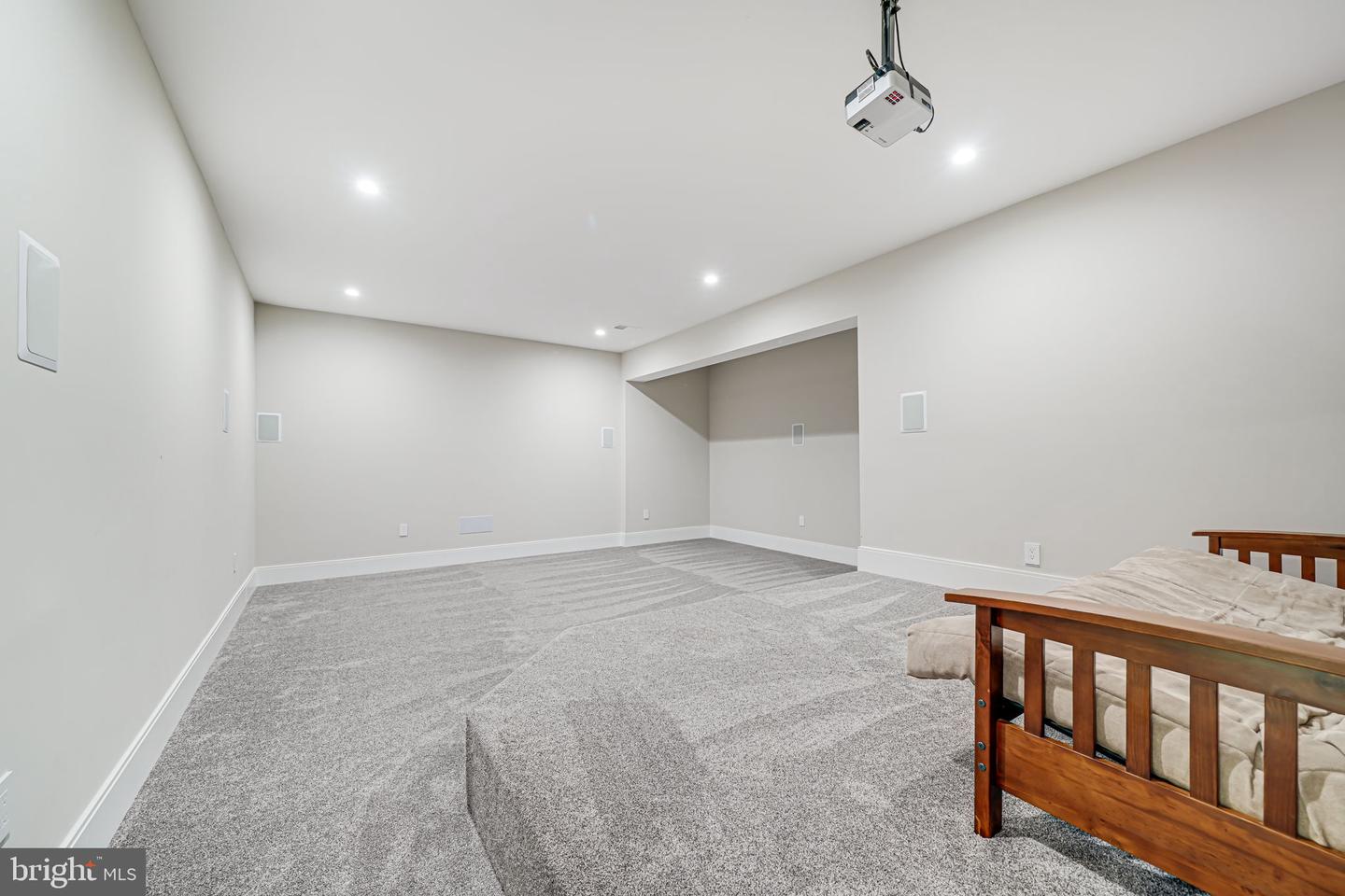 9908 BLAKE LN, OAKTON, Virginia 22124, 7 Bedrooms Bedrooms, ,7 BathroomsBathrooms,Residential,For sale,9908 BLAKE LN,VAFX2249120 MLS # VAFX2249120