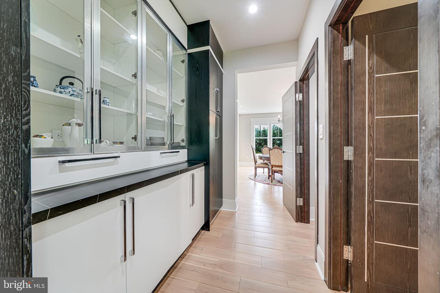 9908 BLAKE LN, OAKTON, Virginia 22124, 7 Bedrooms Bedrooms, ,7 BathroomsBathrooms,Residential,For sale,9908 BLAKE LN,VAFX2249120 MLS # VAFX2249120