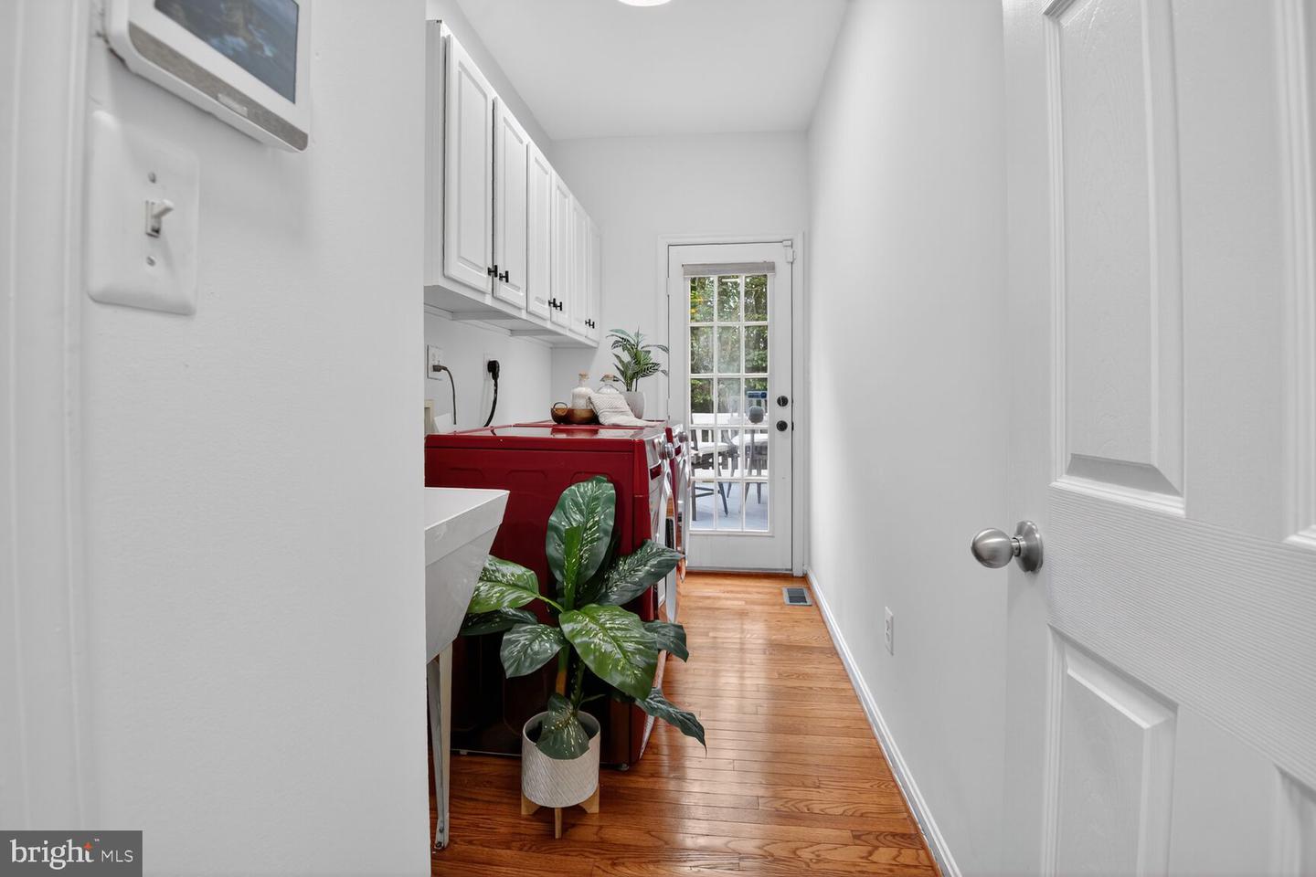 6233 ALISTAIR DR, MANASSAS, Virginia 20112, 5 Bedrooms Bedrooms, ,3 BathroomsBathrooms,Residential,For sale,6233 ALISTAIR DR,VAPW2104544 MLS # VAPW2104544