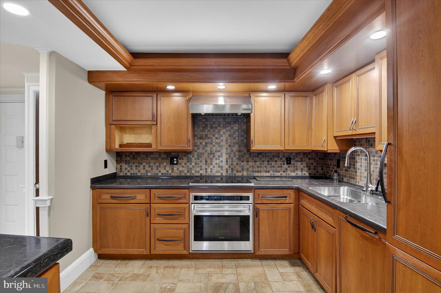 8360 GREENSBORO DR #216, MCLEAN, Virginia 22102, 1 Bedroom Bedrooms, ,1 BathroomBathrooms,Residential,For sale,8360 GREENSBORO DR #216,VAFX2269312 MLS # VAFX2269312