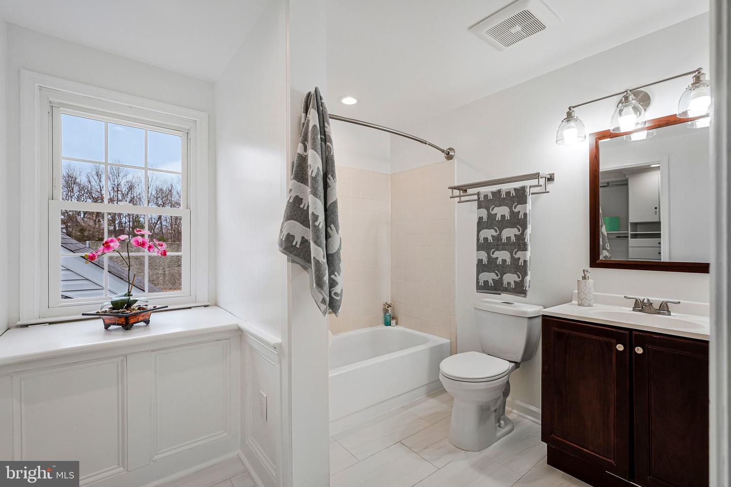 2626 ARMADA ST, HERNDON, Virginia 20171, 4 Bedrooms Bedrooms, 15 Rooms Rooms,3 BathroomsBathrooms,Residential,For sale,2626 ARMADA ST,VAFX2269944 MLS # VAFX2269944