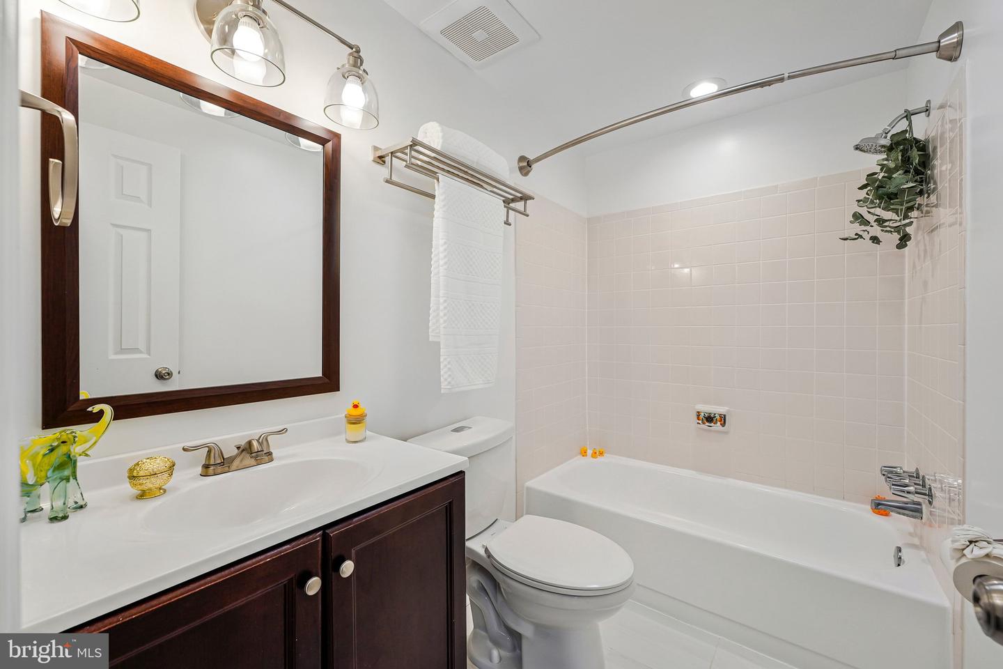 2626 ARMADA ST, HERNDON, Virginia 20171, 4 Bedrooms Bedrooms, 15 Rooms Rooms,3 BathroomsBathrooms,Residential,For sale,2626 ARMADA ST,VAFX2269944 MLS # VAFX2269944