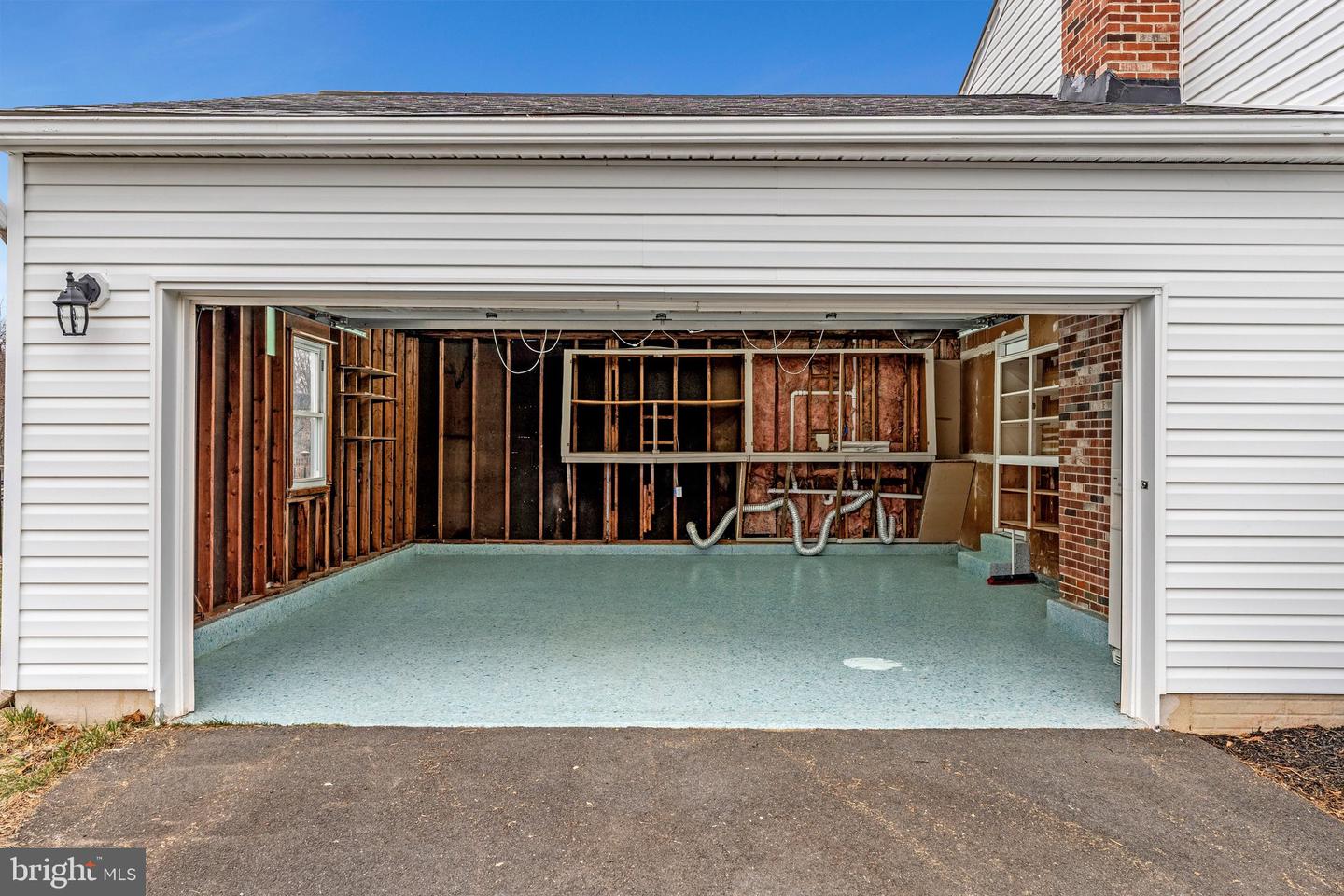 2626 ARMADA ST, HERNDON, Virginia 20171, 4 Bedrooms Bedrooms, 15 Rooms Rooms,3 BathroomsBathrooms,Residential,For sale,2626 ARMADA ST,VAFX2269944 MLS # VAFX2269944