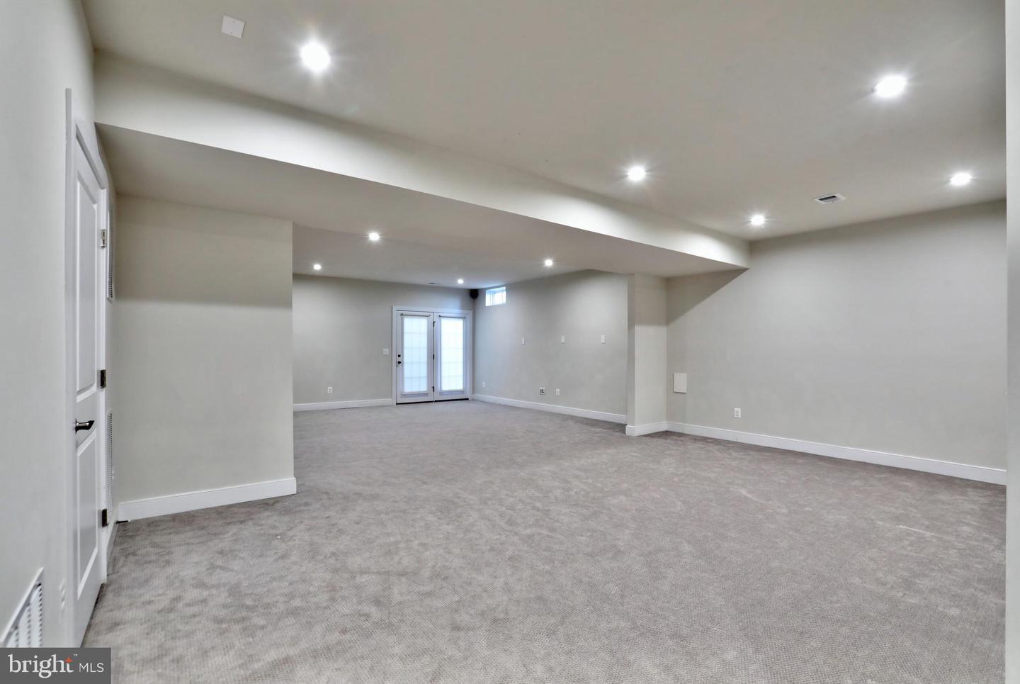 24289 GRAYLEAF WILLOW PL, ALDIE, Virginia 20105, 6 Bedrooms Bedrooms, ,5 BathroomsBathrooms,Residential,For sale,24289 GRAYLEAF WILLOW PL,VALO2110444 MLS # VALO2110444