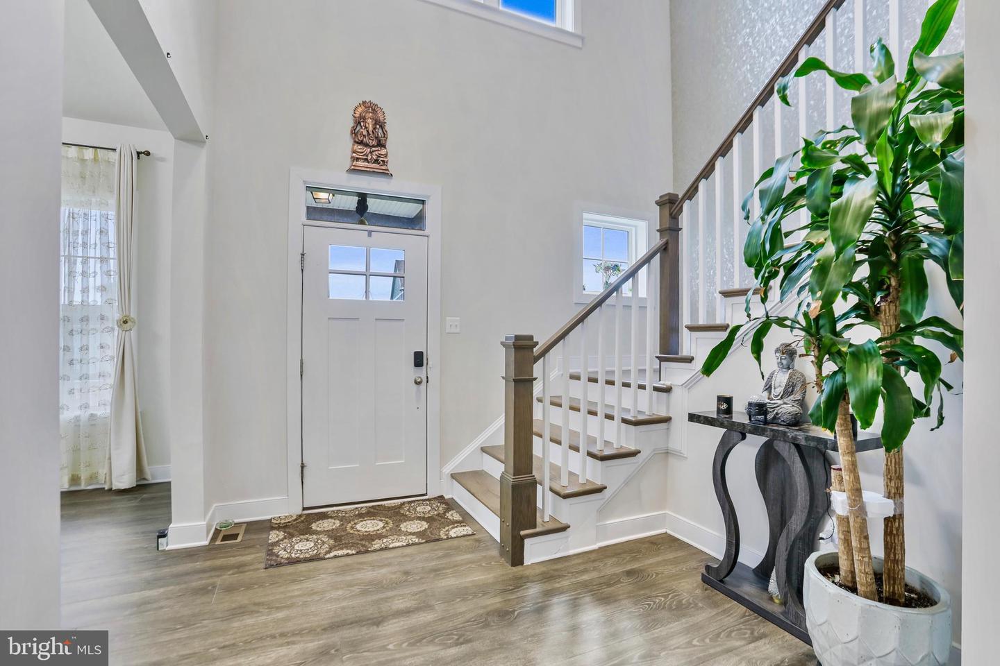 24289 GRAYLEAF WILLOW PL, ALDIE, Virginia 20105, 6 Bedrooms Bedrooms, ,5 BathroomsBathrooms,Residential,For sale,24289 GRAYLEAF WILLOW PL,VALO2110444 MLS # VALO2110444