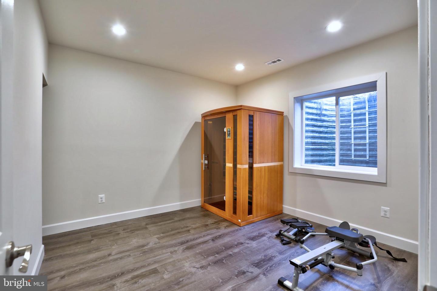 24289 GRAYLEAF WILLOW PL, ALDIE, Virginia 20105, 6 Bedrooms Bedrooms, ,5 BathroomsBathrooms,Residential,For sale,24289 GRAYLEAF WILLOW PL,VALO2110444 MLS # VALO2110444