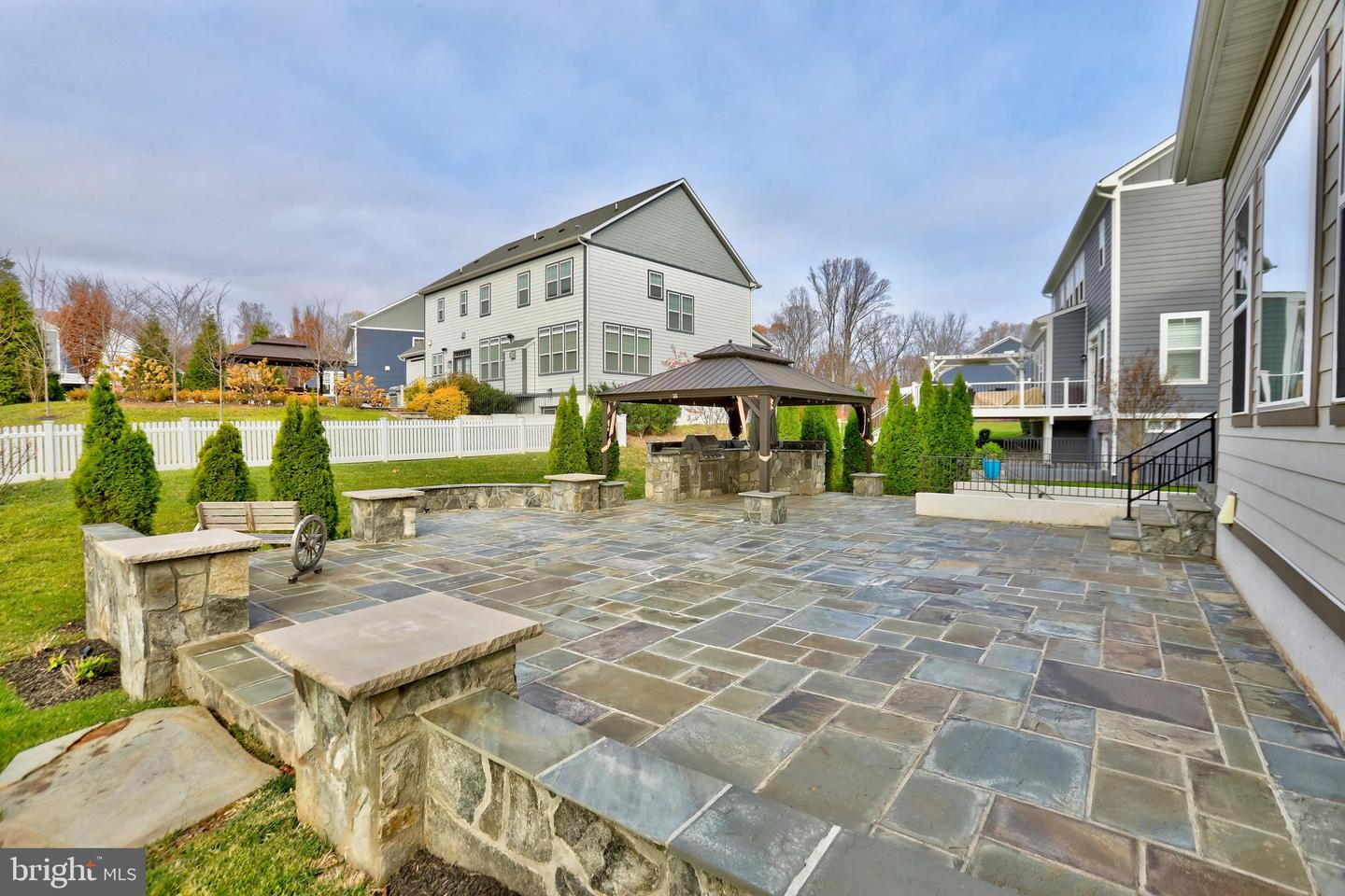 24289 GRAYLEAF WILLOW PL, ALDIE, Virginia 20105, 6 Bedrooms Bedrooms, ,5 BathroomsBathrooms,Residential,For sale,24289 GRAYLEAF WILLOW PL,VALO2110444 MLS # VALO2110444