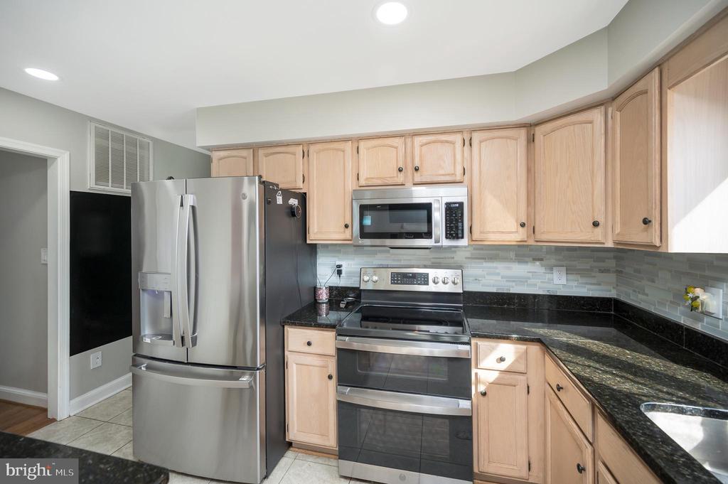 7129 CAVALRY DR, WARRENTON, Virginia, 6 Bedrooms Bedrooms, ,3 BathroomsBathrooms,Residential,7129 CAVALRY DR,VAFQ2020530 MLS # VAFQ2020530 7129 CAVALRY DR, WARRENTON, Virginia, 6 Bedrooms Bedrooms, ,3 BathroomsBathrooms,Residential,7129 CAVALRY DR,VAFQ2020530 MLS # VAFQ2020530