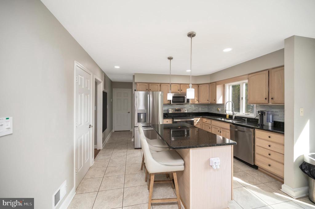 7129 CAVALRY DR, WARRENTON, Virginia, 6 Bedrooms Bedrooms, ,3 BathroomsBathrooms,Residential,7129 CAVALRY DR,VAFQ2020530 MLS # VAFQ2020530 7129 CAVALRY DR, WARRENTON, Virginia, 6 Bedrooms Bedrooms, ,3 BathroomsBathrooms,Residential,7129 CAVALRY DR,VAFQ2020530 MLS # VAFQ2020530